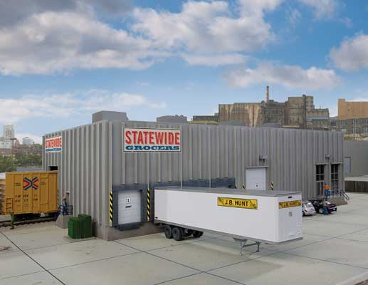 Walthers 933-4105 Modern Concrete Grocery Warehouse HO Scale