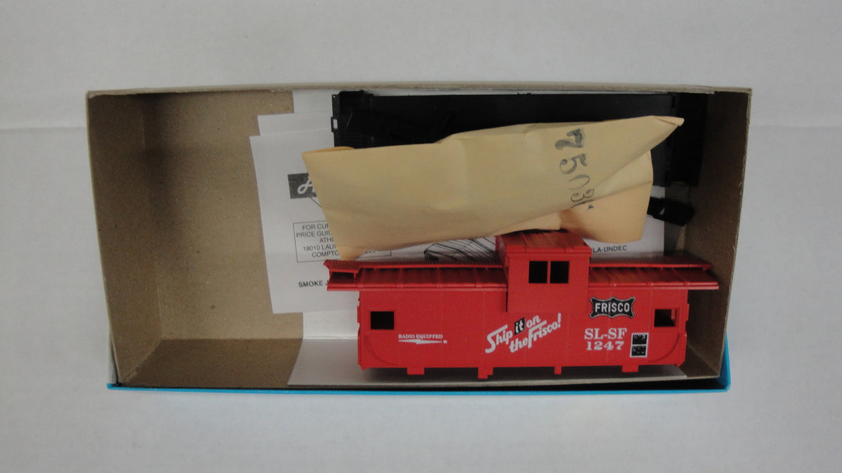 Bev-Bel 265-3 29' Wide-vision Caboose SL-SF St.Louis & San Francisco #1247 HO Scale