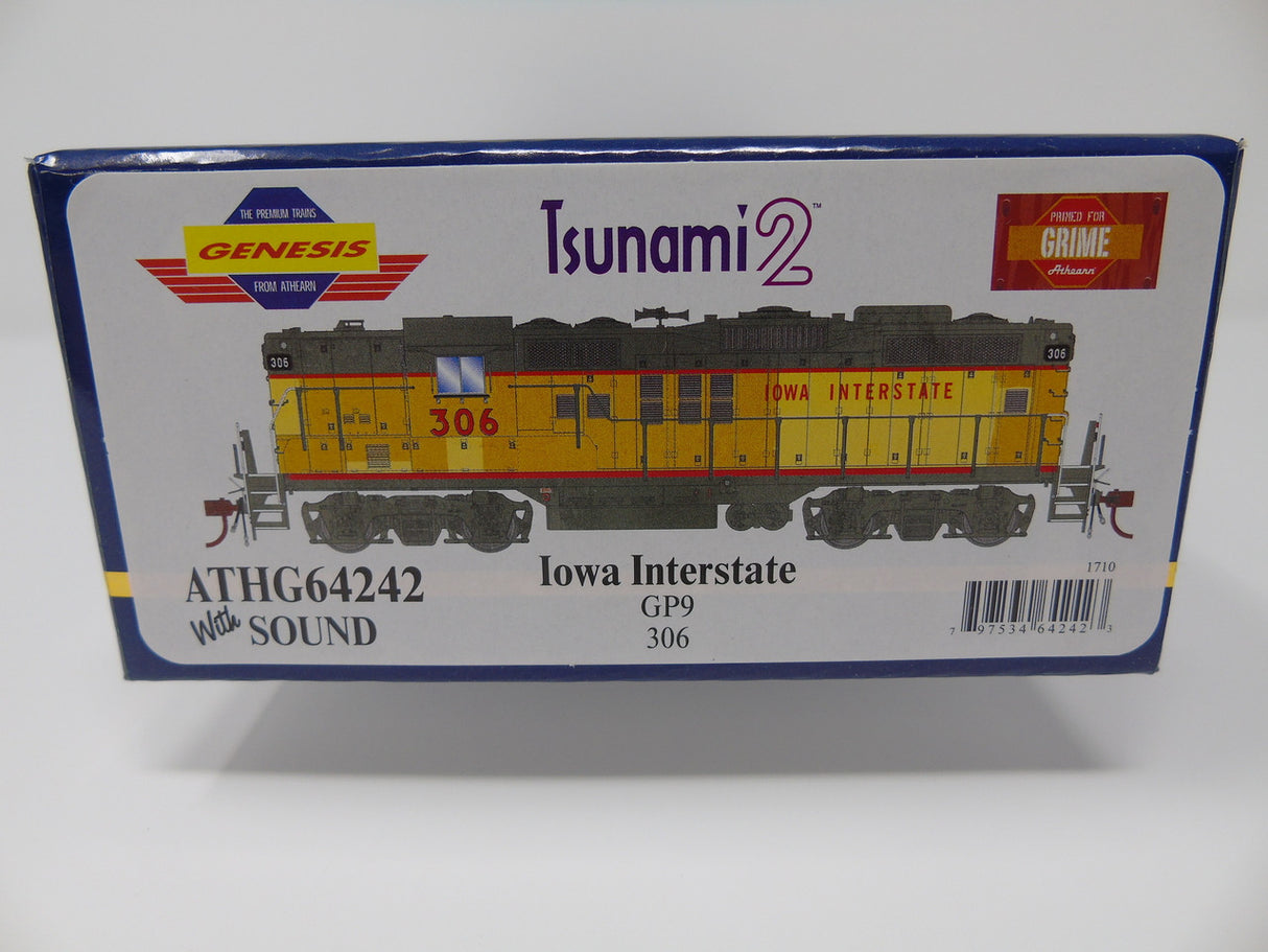 ATHG64242 GP9 Iowa Interstate #306 with DCC & Sound Tsunami2  (SCALE=HO)  Part #ATHG64242