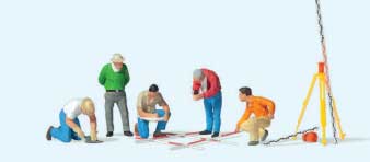 Image for 590-10805 Archeologists