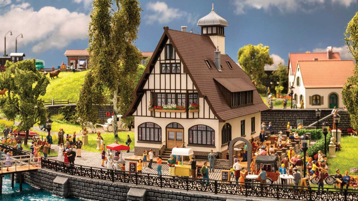 Image for 528-66401 Tavern w/Beer Garden