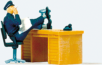 Image for 590-29089 USA Policeman Seated