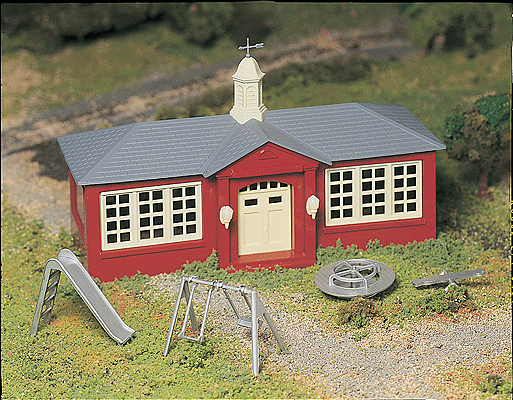Bachmann 45611 Plasticville Classic Kits -- School House