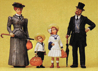 Image for 590-45062 Family on Holiday 4/