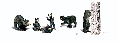 Woodland Scenics 2737 Scenic Accents(R) Animal Figures -- Black Bears pkg(6) O Scale