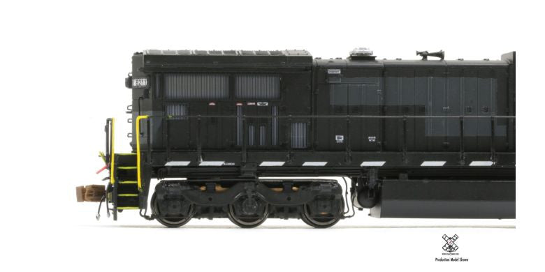 ScaleTrains SXT31154-2 GE C39-8 Phase III, Pennsylvania Northeastern/ex-Norfolk Southern #8211 DCC & Sound N Scale