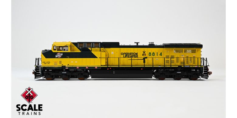 ScaleTrains SXT39631 GE AC4400CW, Chicago & Northwestern/Operation Lifesaver #8814 DCC & Sound HO Scale