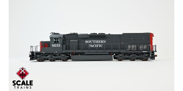 ScaleTrains SXT39839 EMD SD40T-2, SP Southern Pacific/As Delivered/88" Nose #8233 DCC & Sound HO Scale