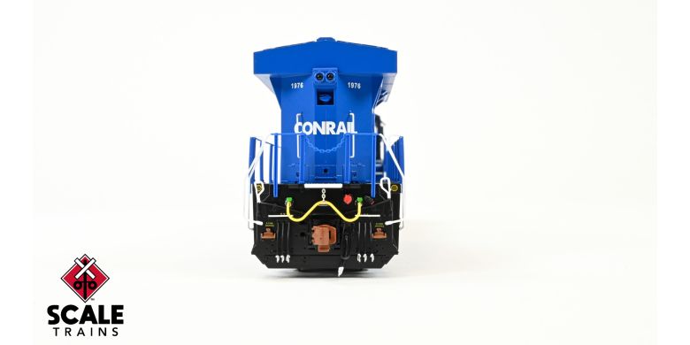 ScaleTrains SXT39907 GE ES44AH, CSX/Heritage/Conrail/Quality #1976 DCC & Sound HO Scale