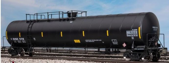 Scaletrains SXT42457 ARI 33K Gallon Spiral Jacketed Tank Car, American Railcar Industries/As Delivered/LPG/Intermediate/SHQX #5776 HO Scale
