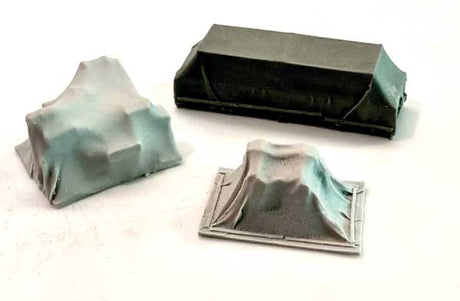 Image for 171-4030 Tarp-Covered Items 3/