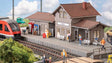 Image for 528-16268 Platform Figure Set